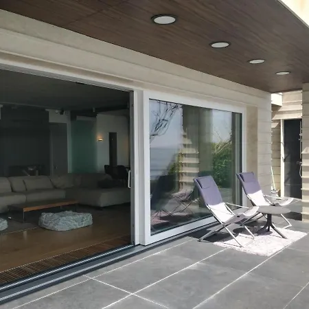 - Cosiness 4 Meters From The Sea Вилла *