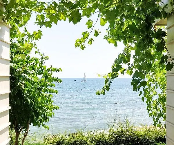 Villa - Cosiness 4 Meters From The Sea Varna