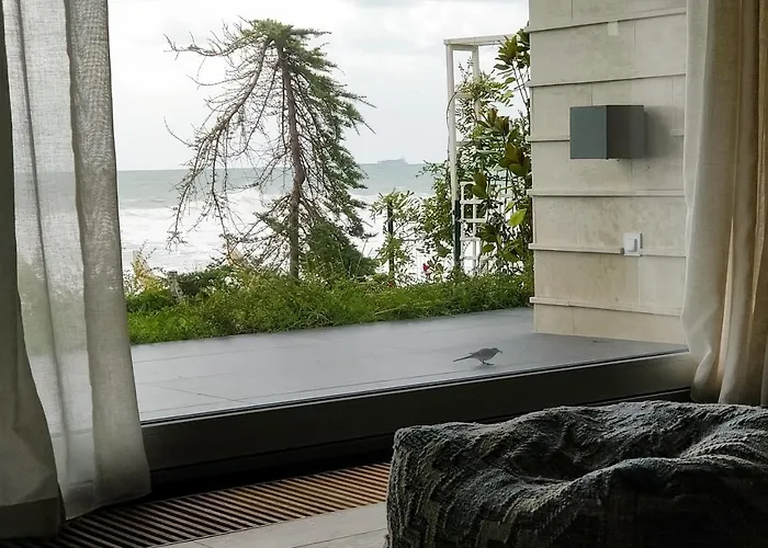 - Cosiness 4 Meters From The Sea Villa