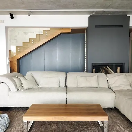 Vilă - Cosiness 4 Meters From The Sea